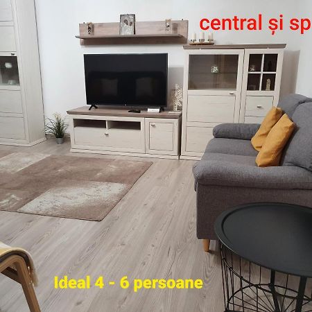 Mia Central Apart, 3 Rooms, 2 Baths, Afi Mall Braşov Eksteriør billede